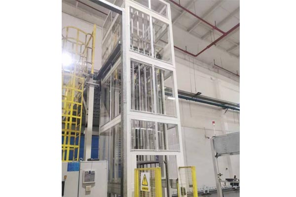 使用导轨式升降货梯应该注意的事项