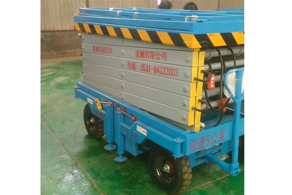 移动式升降机动力单元维护的注意事项？